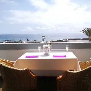 Azahara 410 Los Cristianos (Tenerife)