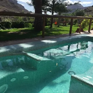 Ayagaures Villa